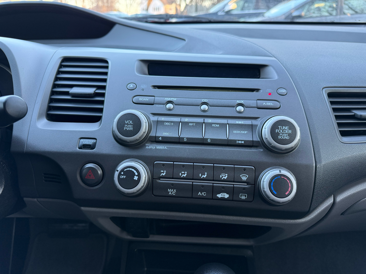 Honda Civic LX Sedan 5-Speed AT 2009