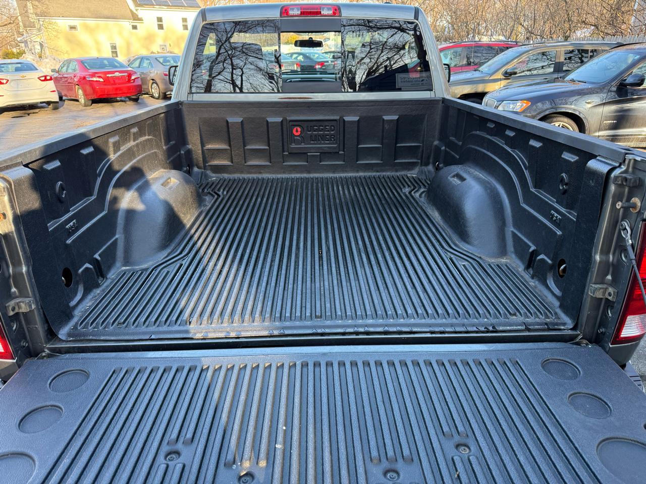 RAM 1500 ST SWB 4WD 2012