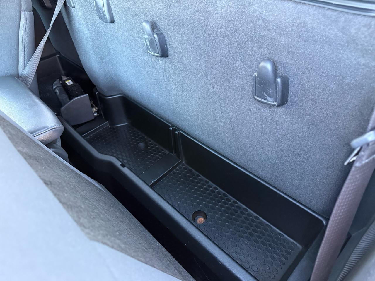 RAM 1500 ST SWB 4WD 2012