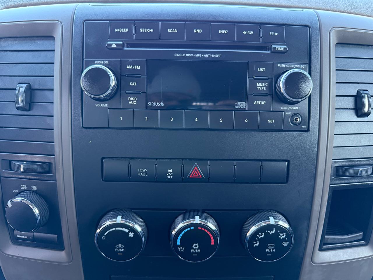 RAM 1500 ST SWB 4WD 2012