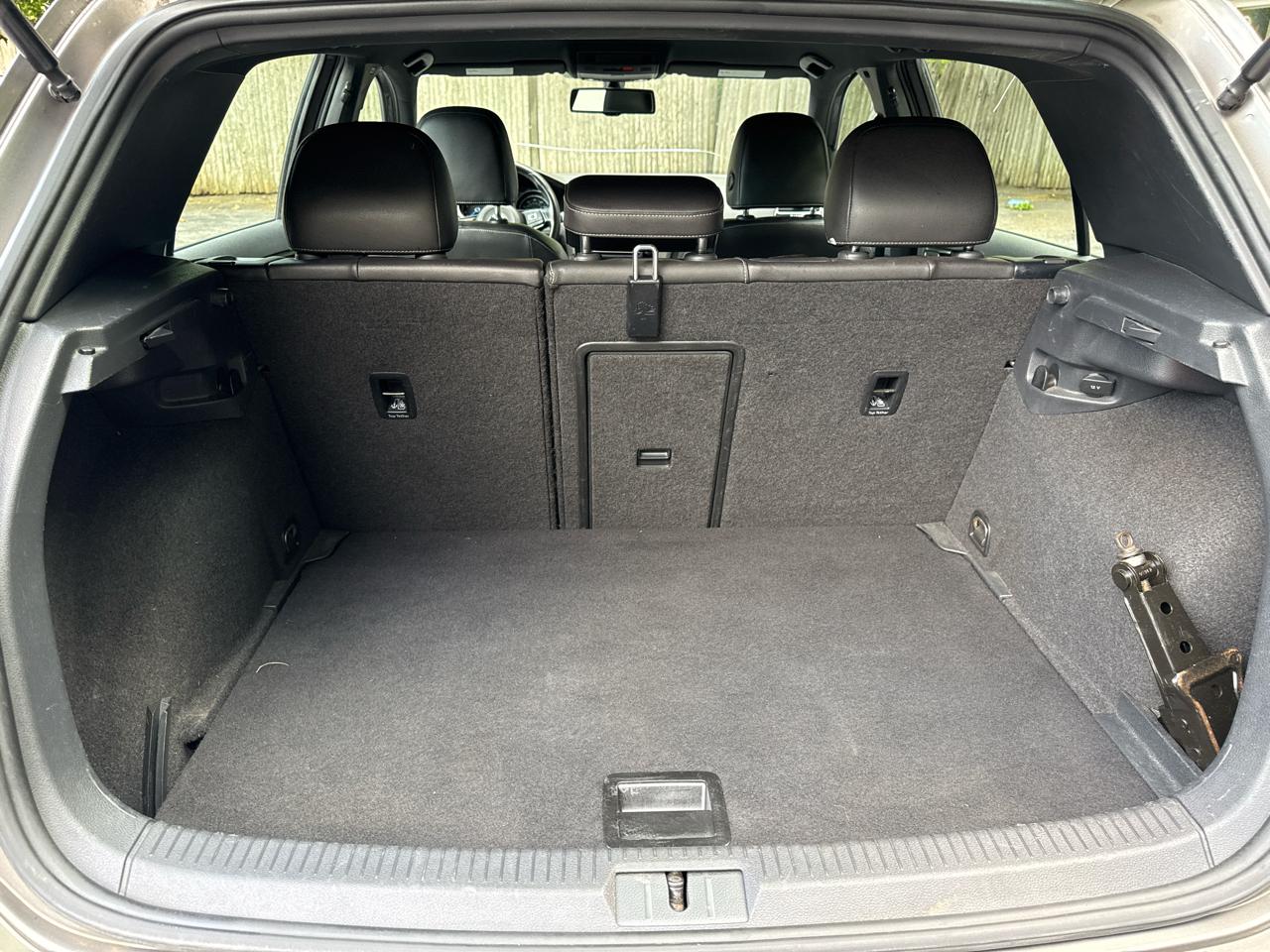 Volkswagen Golf R Base 2016