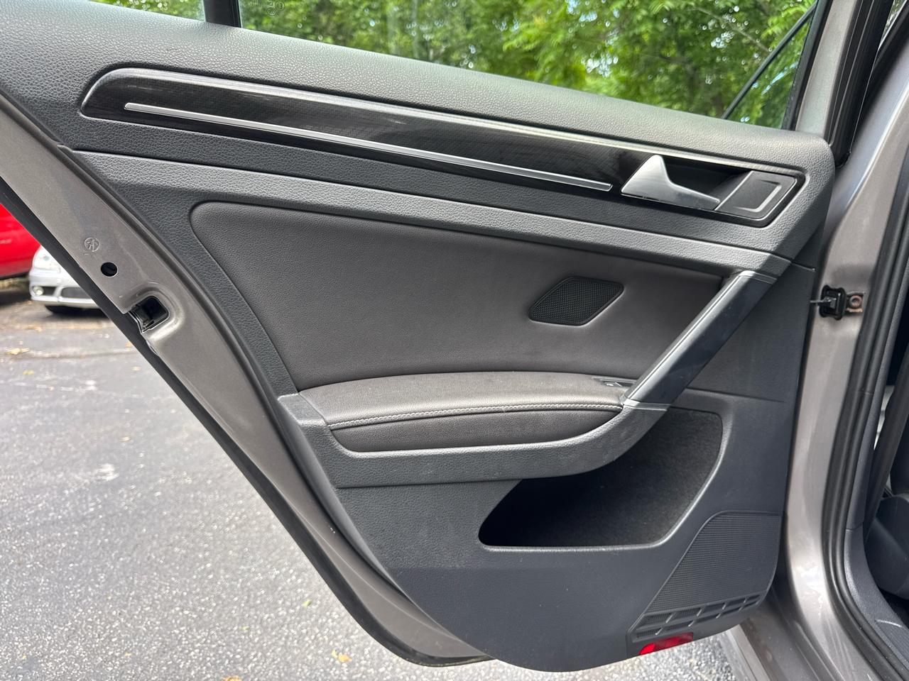 Volkswagen Golf R Base 2016