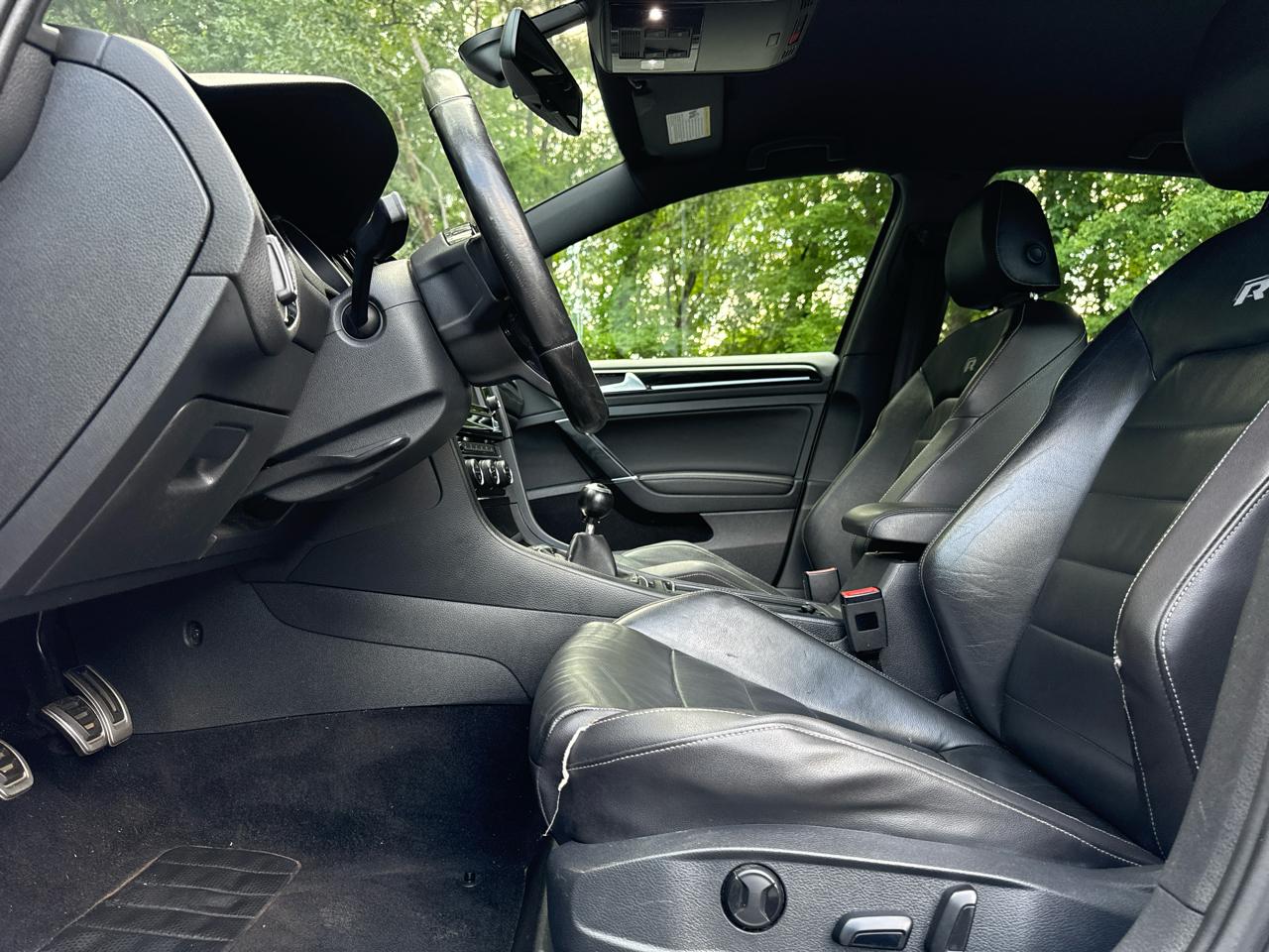 Volkswagen Golf R Base 2016