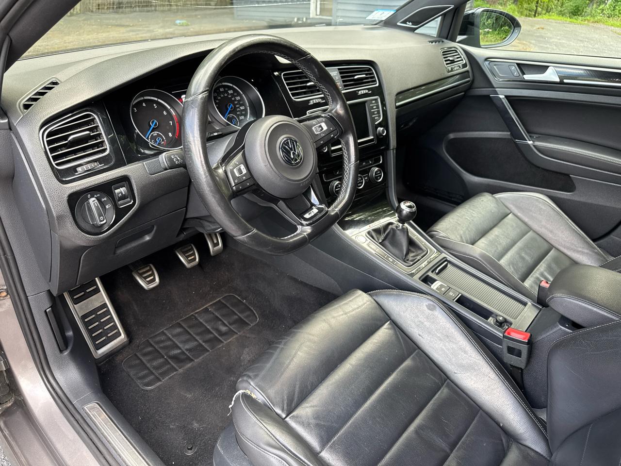 Volkswagen Golf R Base 2016