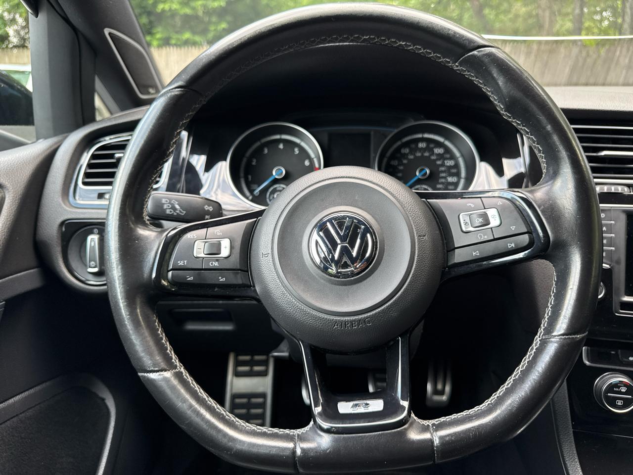 Volkswagen Golf R Base 2016