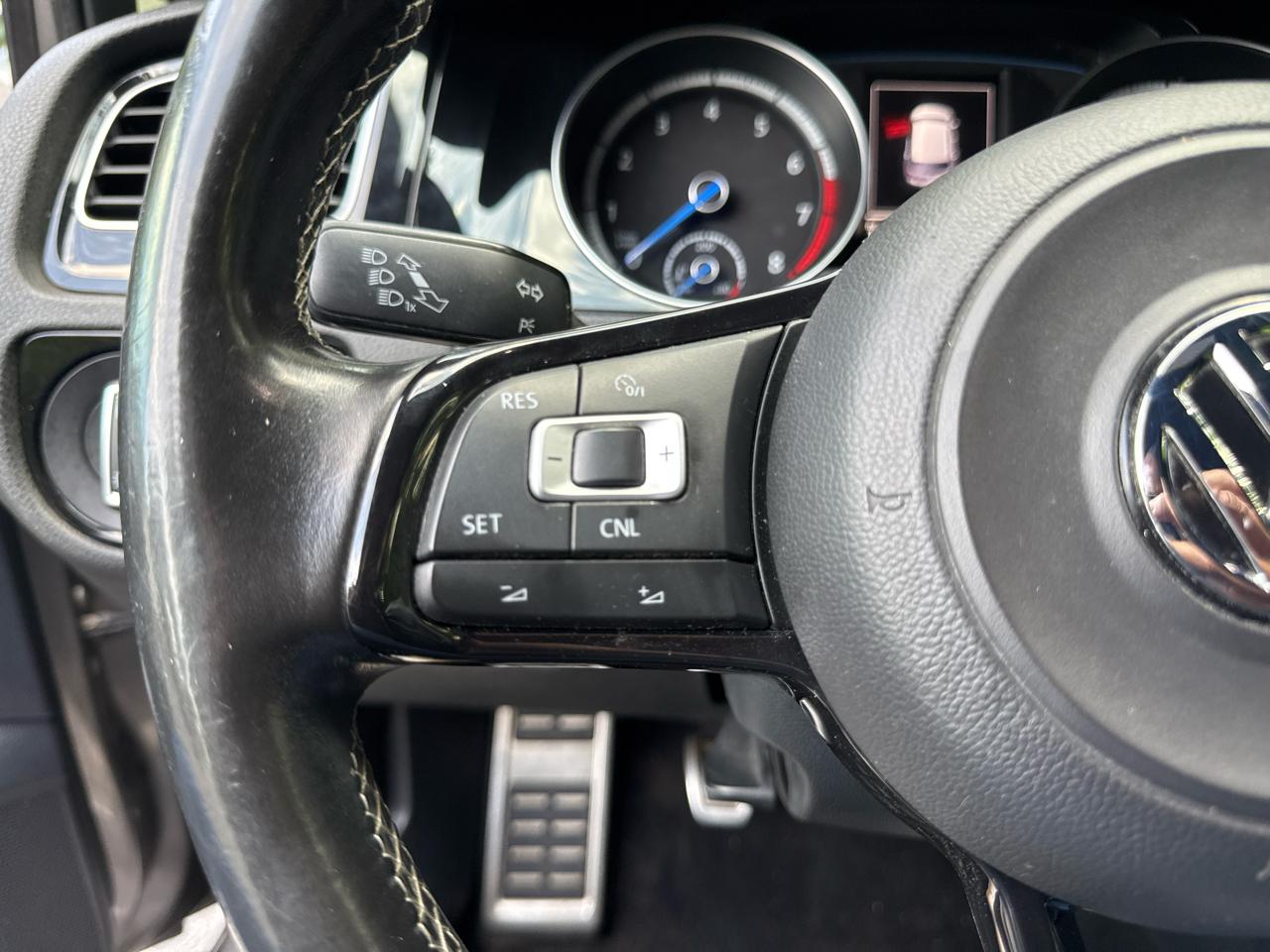 Volkswagen Golf R Base 2016