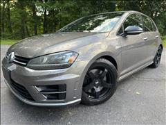 2016 Volkswagen Golf R 