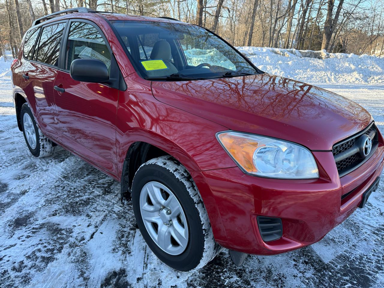 Toyota RAV4 Base I4 4WD 2011