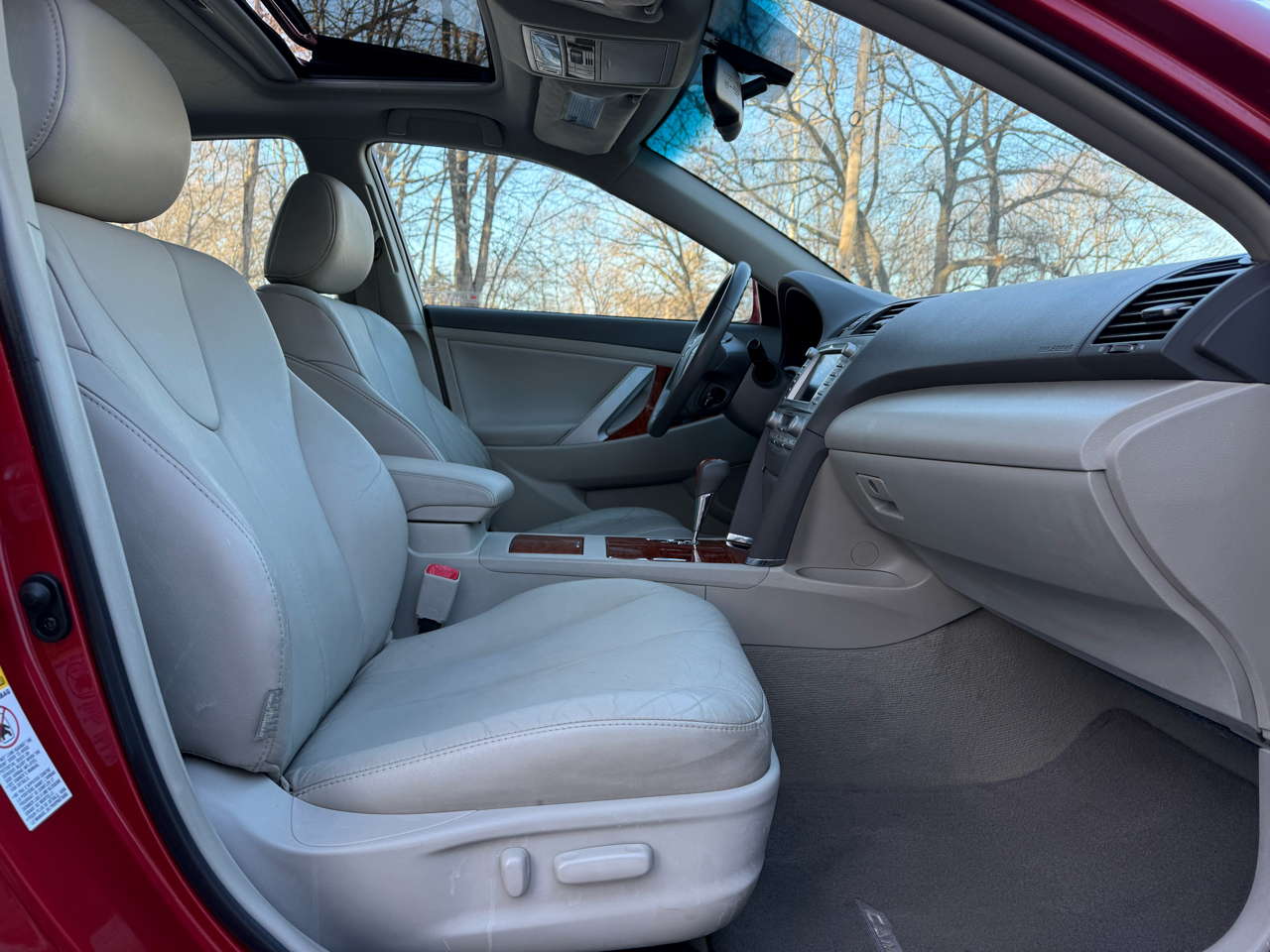 Toyota Camry XLE 2011