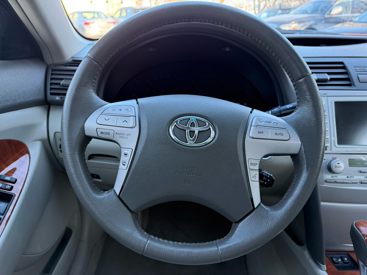 Toyota Camry XLE 2011