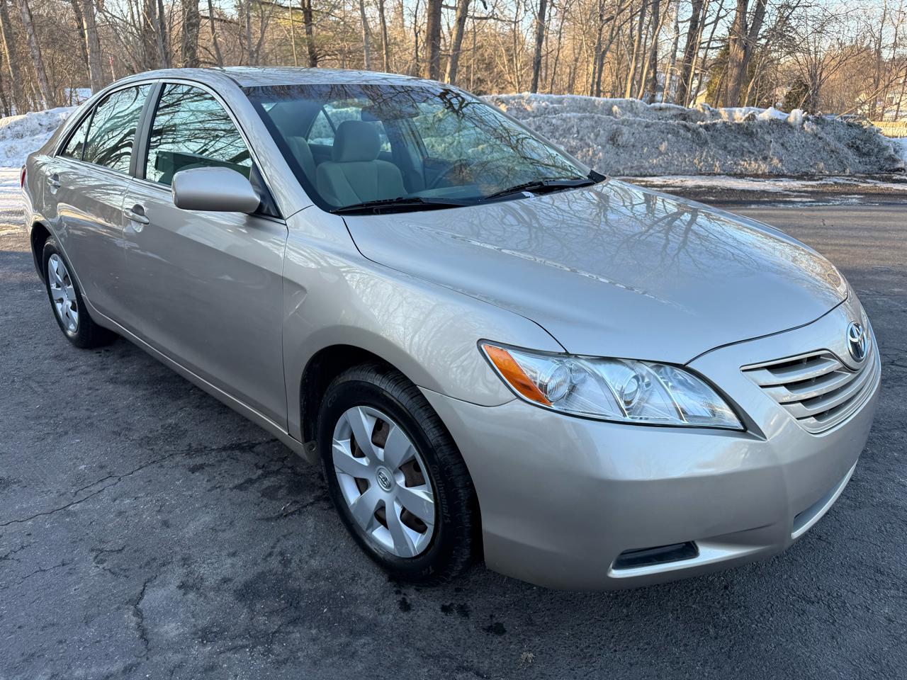 Toyota Camry LE 5-Spd AT 2009