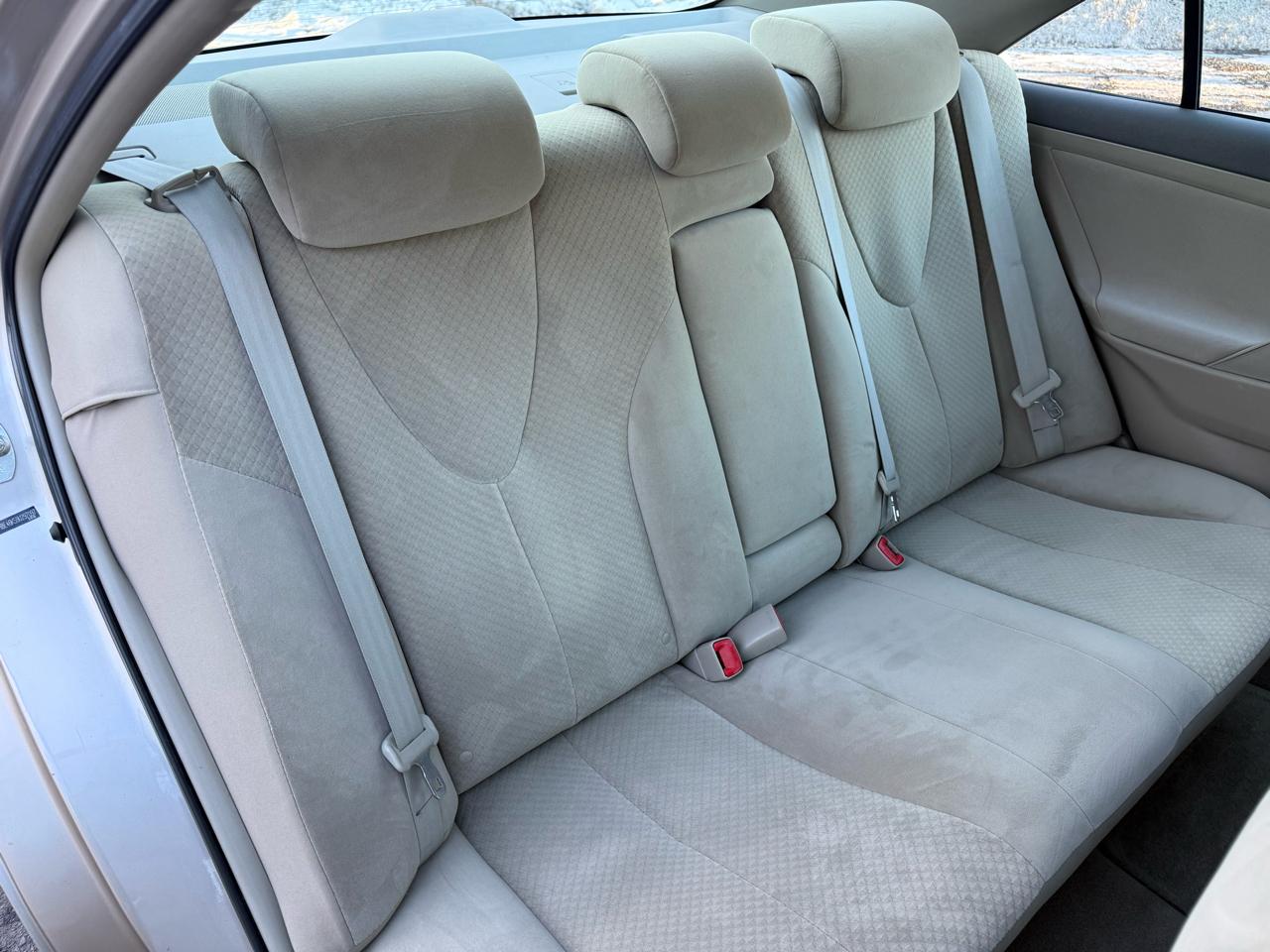 Toyota Camry LE 5-Spd AT 2009