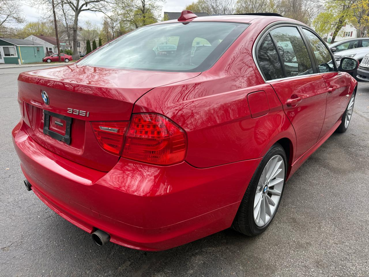 BMW 3-Series 335i xDrive 2010