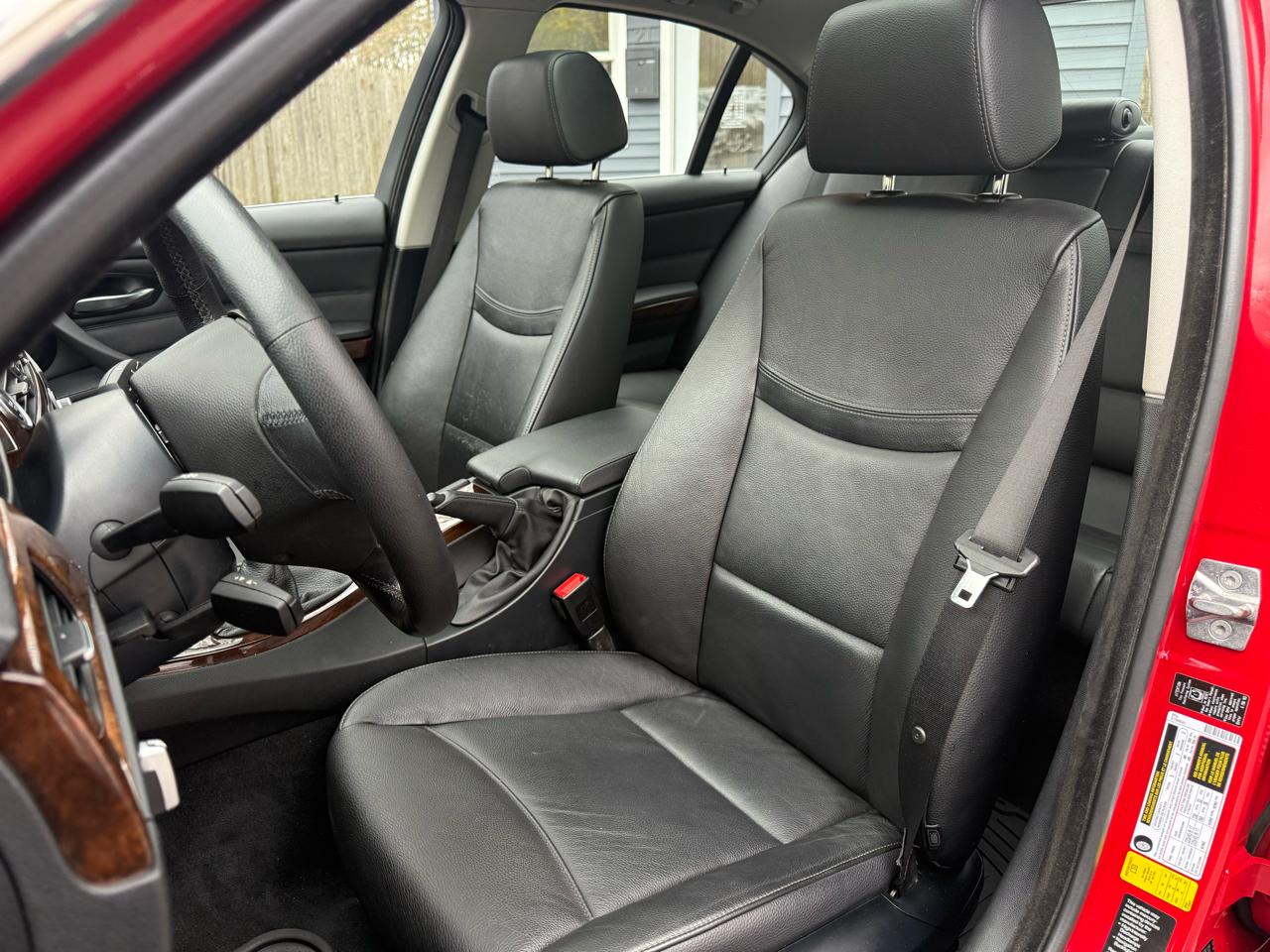 BMW 3-Series 335i xDrive 2010