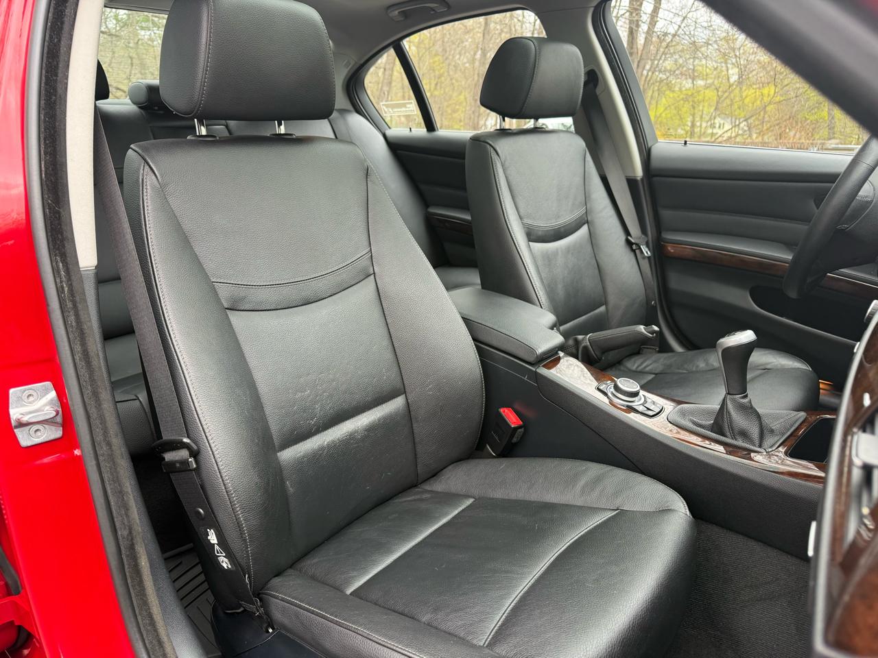 BMW 3-Series 335i xDrive 2010