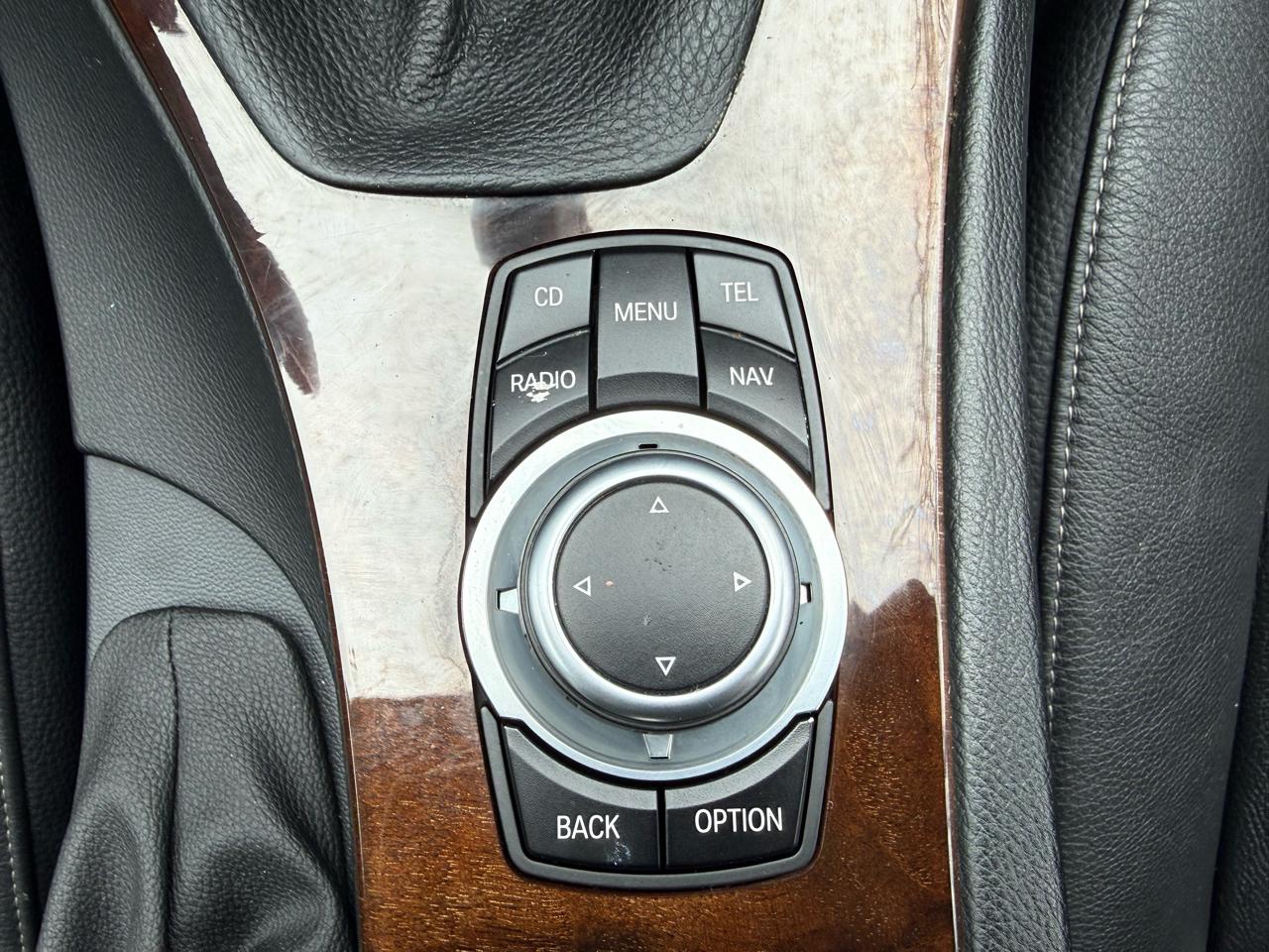 BMW 3-Series 335i xDrive 2010