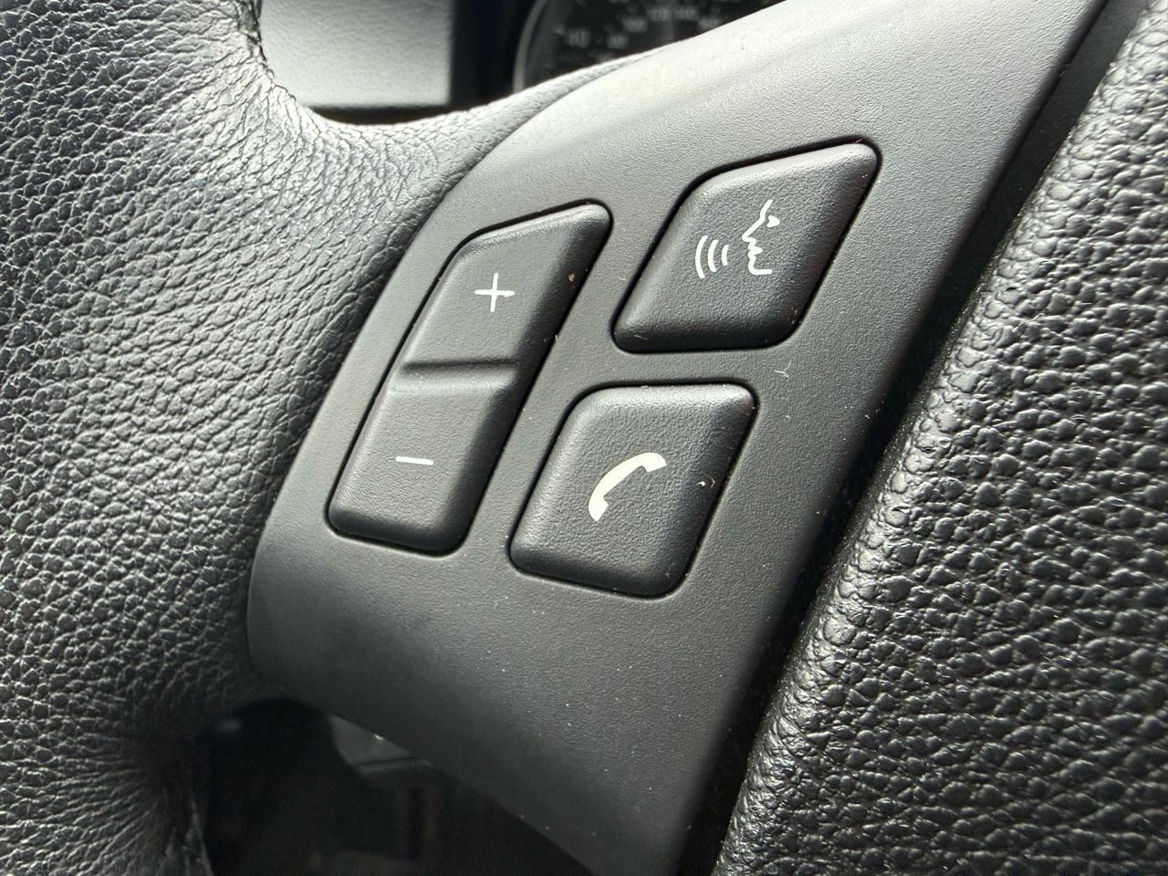 BMW 3-Series 335i xDrive 2010