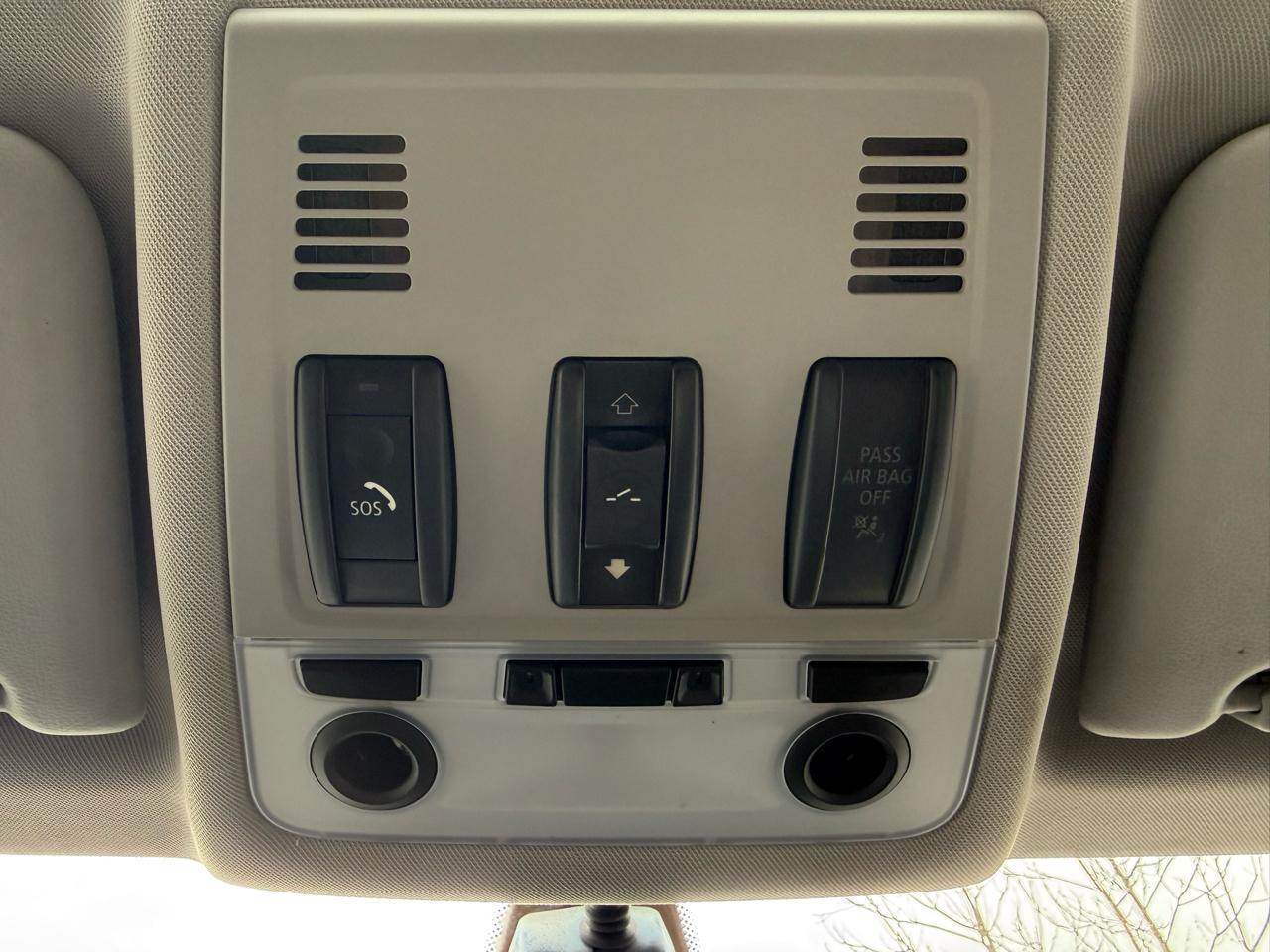 BMW 3-Series 335i xDrive 2010