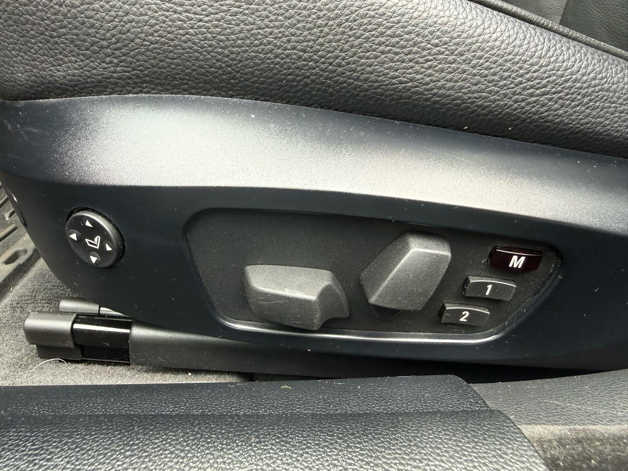 BMW 3-Series 335i xDrive 2010