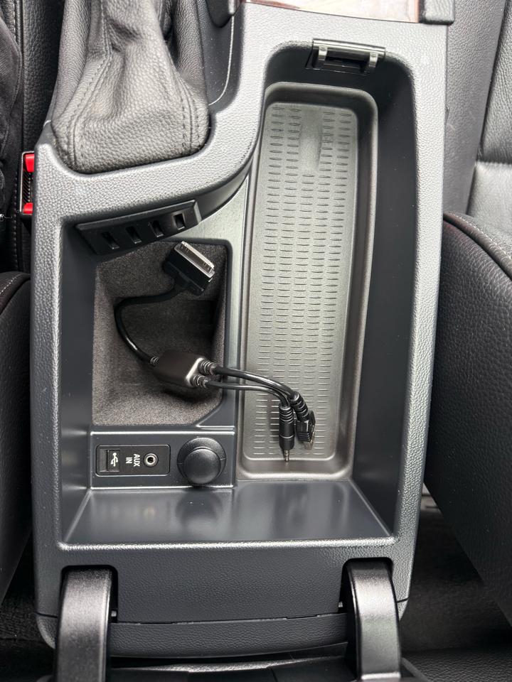 BMW 3-Series 335i xDrive 2010