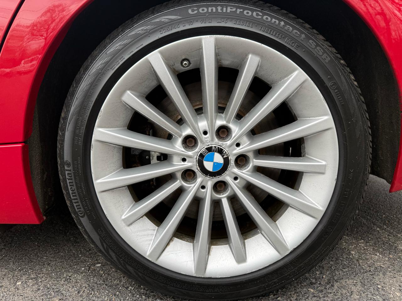 BMW 3-Series 335i xDrive 2010