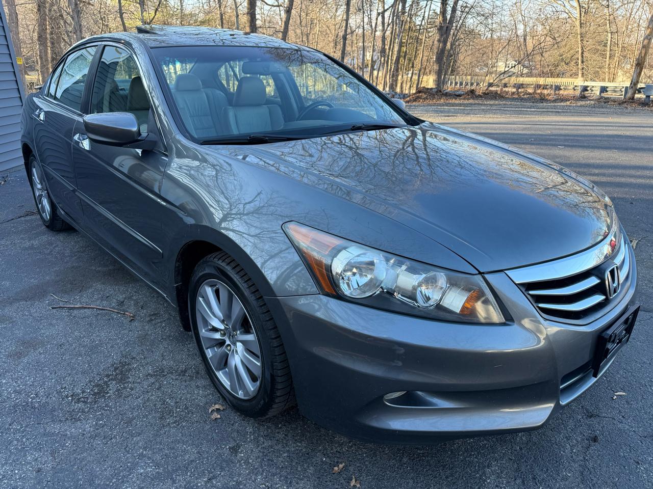 Honda Accord EX-L V-6 Sedan AT 2011