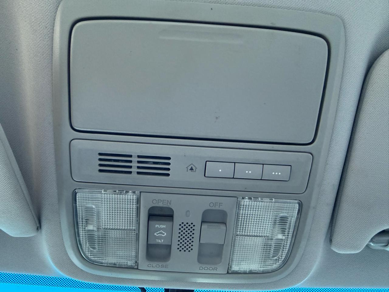 Honda Accord EX-L V-6 Sedan AT 2011