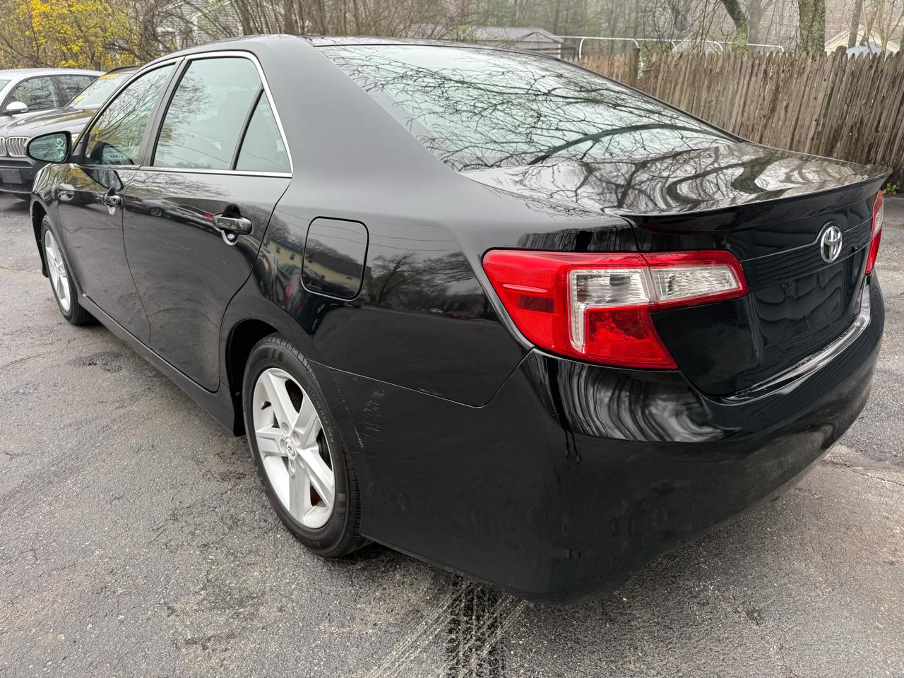 Toyota Camry SE 2012