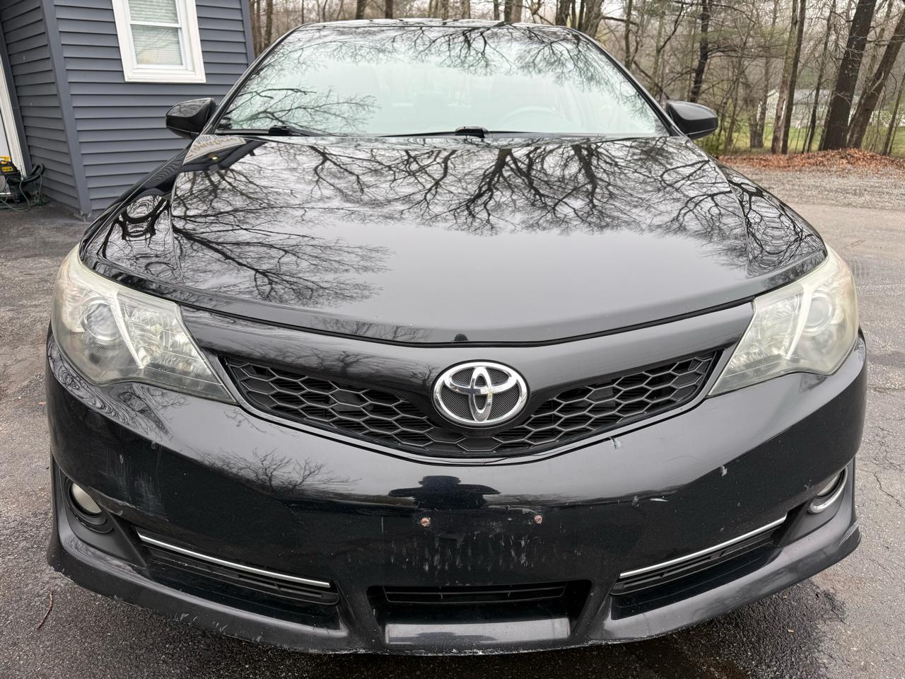 Toyota Camry SE 2012