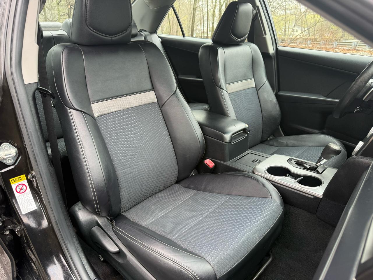 Toyota Camry SE 2012