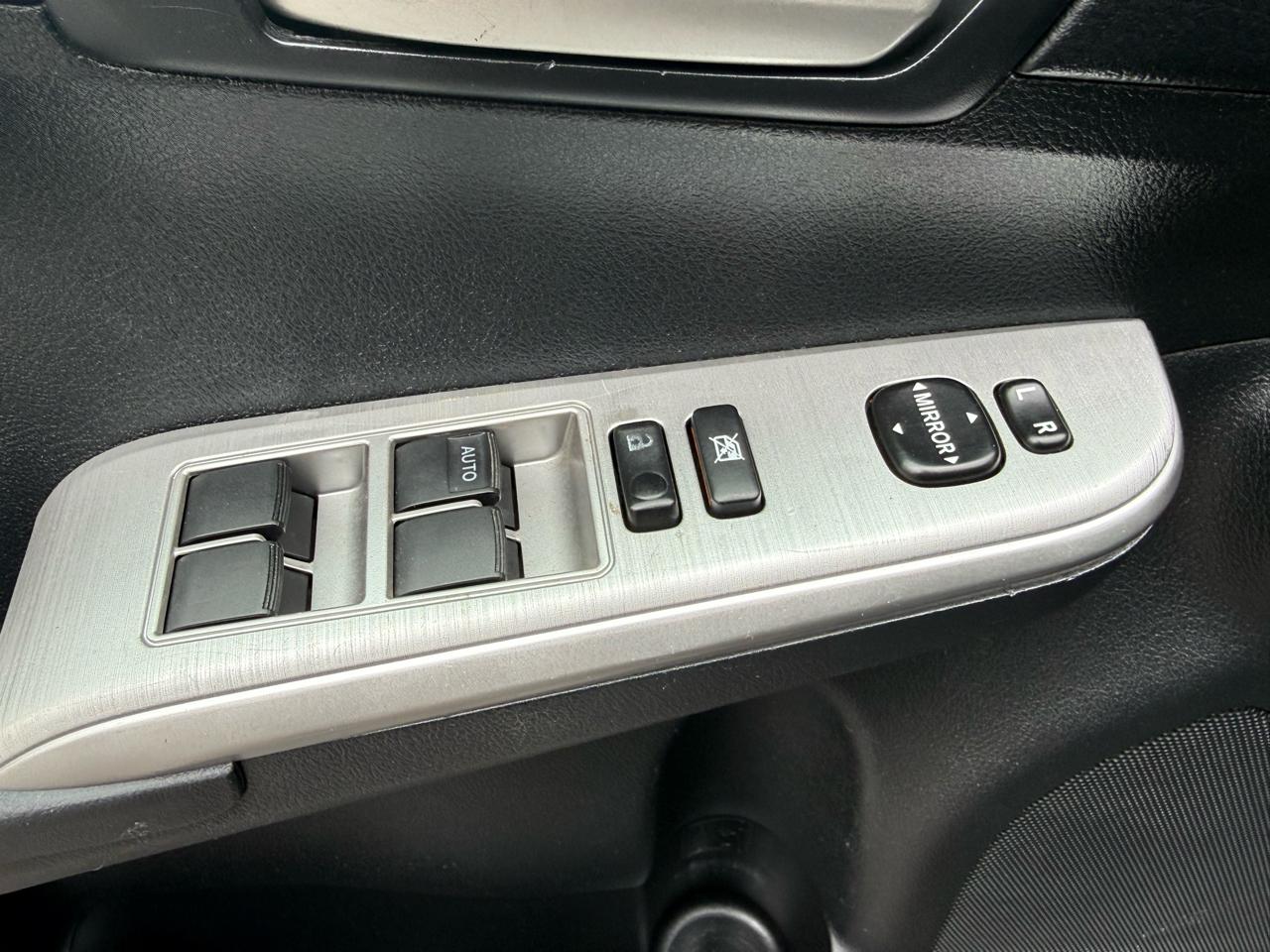 Toyota Camry SE 2012