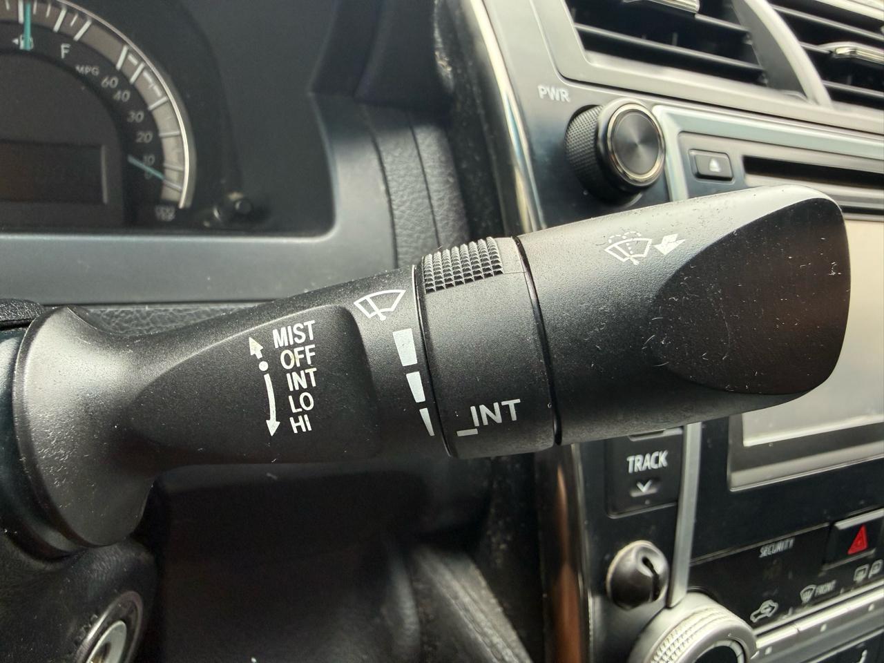 Toyota Camry SE 2012