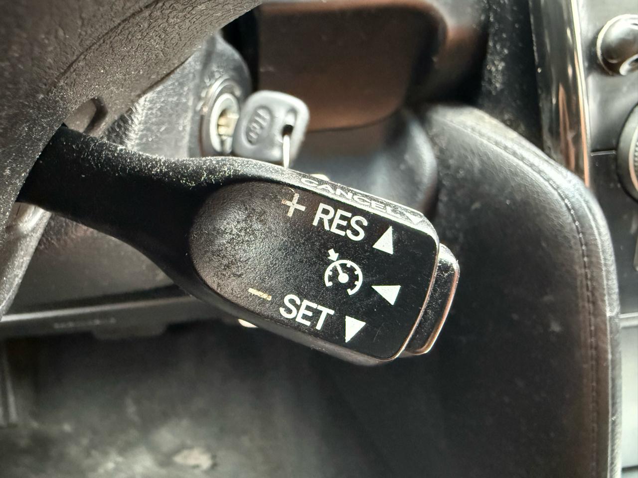 Toyota Camry SE 2012