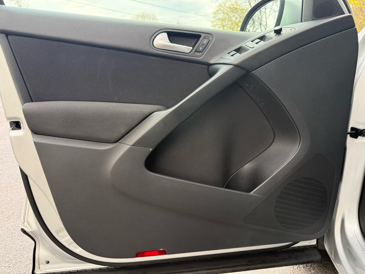 Volkswagen Tiguan SE 4Motion 2013