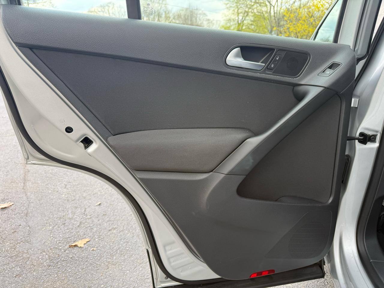 Volkswagen Tiguan SE 4Motion 2013