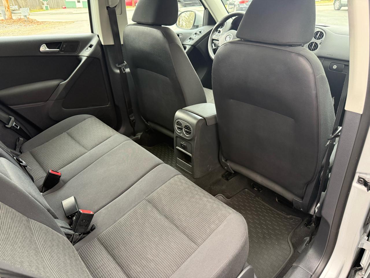 Volkswagen Tiguan SE 4Motion 2013