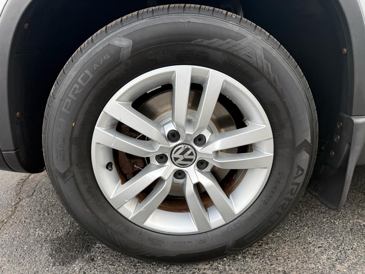 Volkswagen Tiguan SE 4Motion 2013