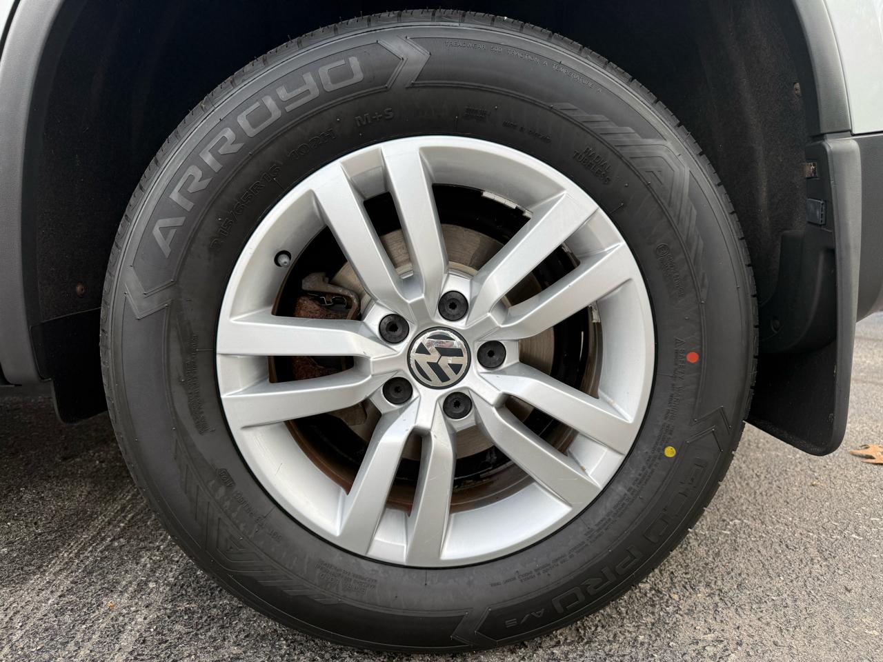 Volkswagen Tiguan SE 4Motion 2013