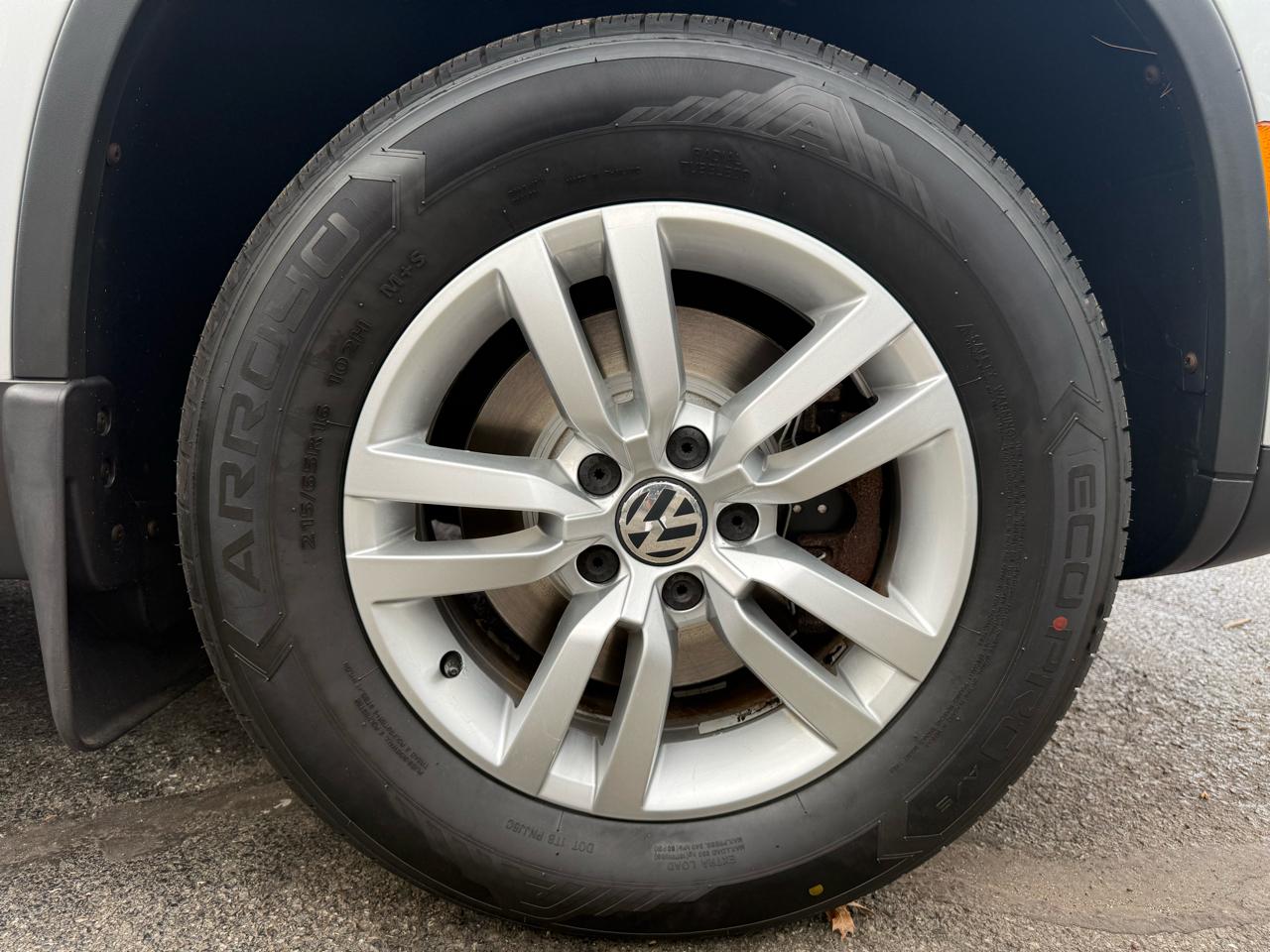 Volkswagen Tiguan SE 4Motion 2013