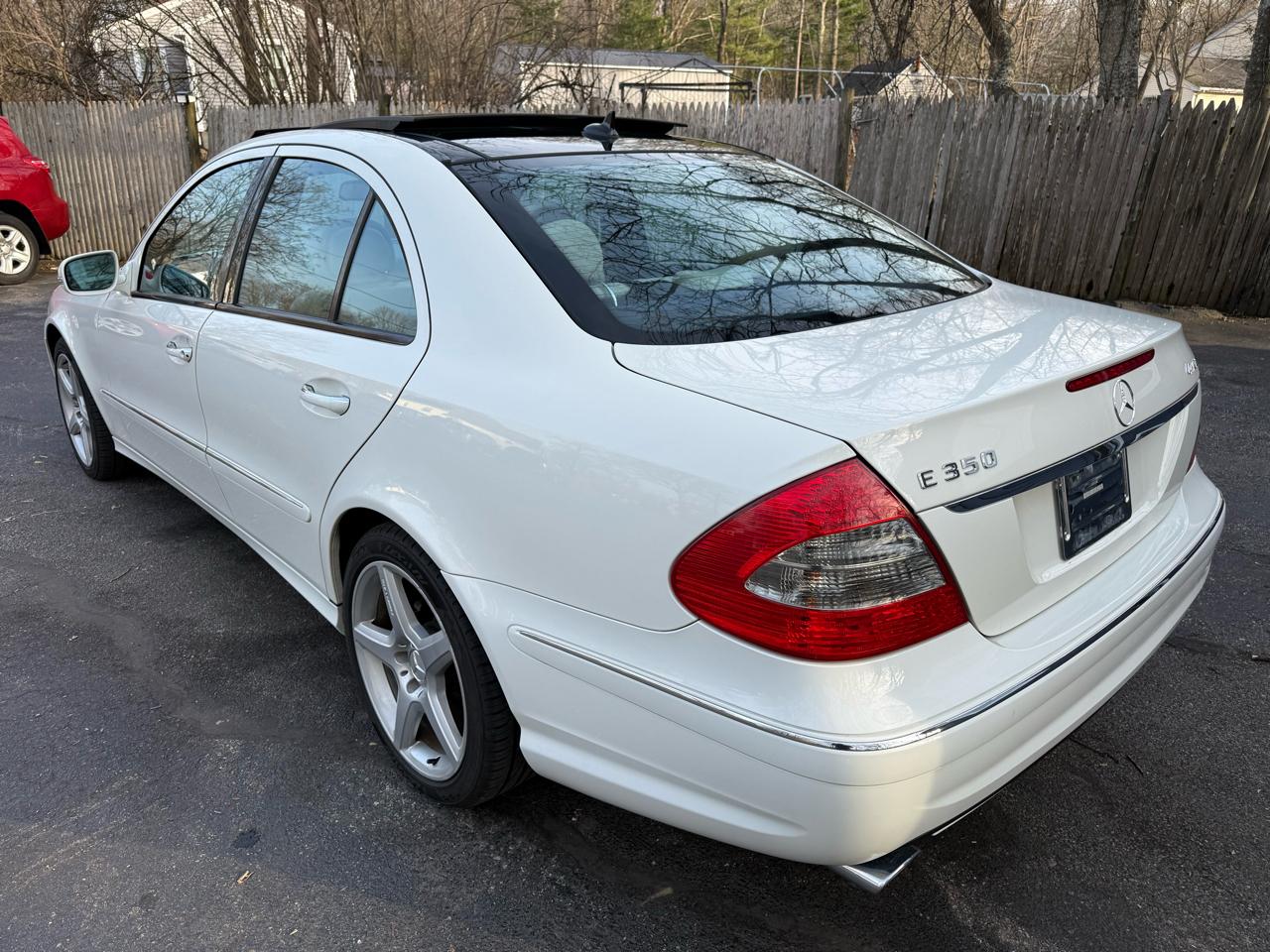 Mercedes-Benz E-Class E350 4MATIC Sedan 2009