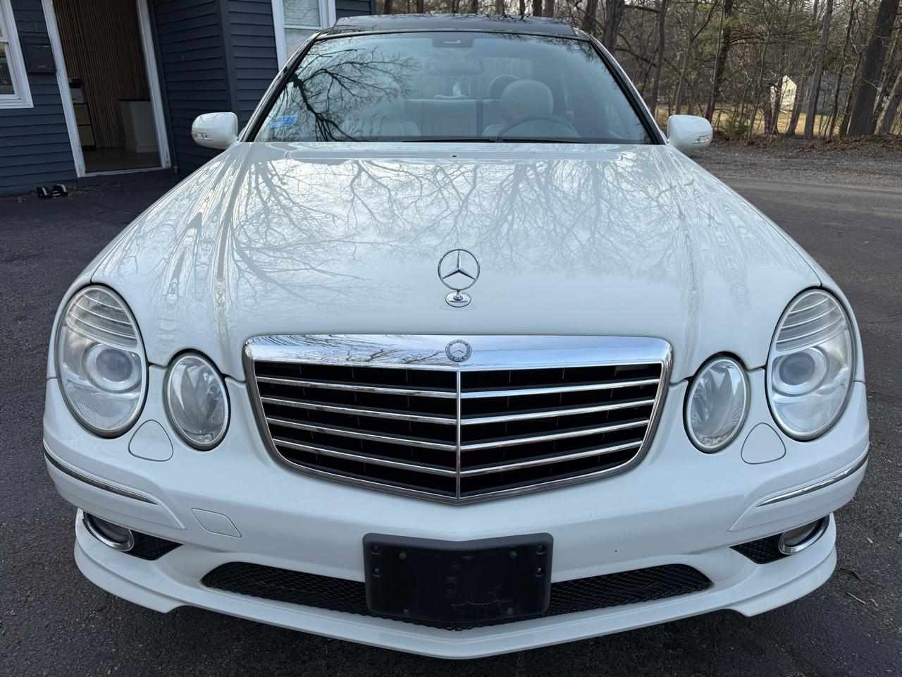 Mercedes-Benz E-Class E350 4MATIC Sedan 2009