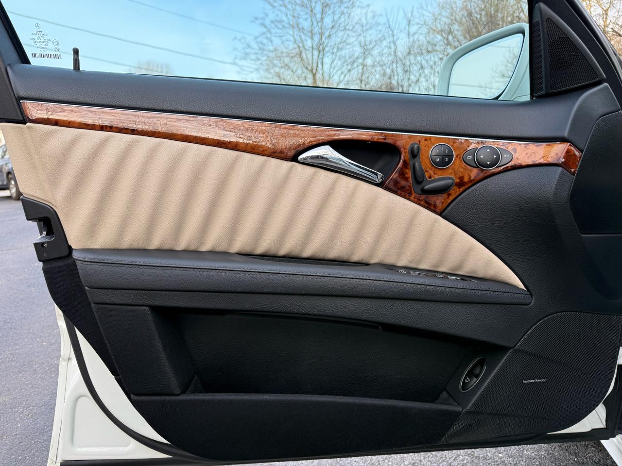 Mercedes-Benz E-Class E350 4MATIC Sedan 2009