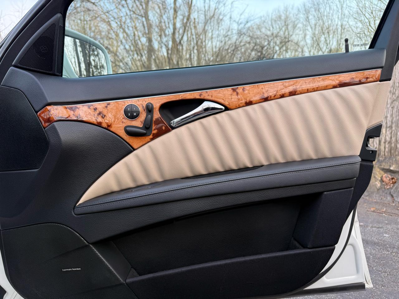 Mercedes-Benz E-Class E350 4MATIC Sedan 2009