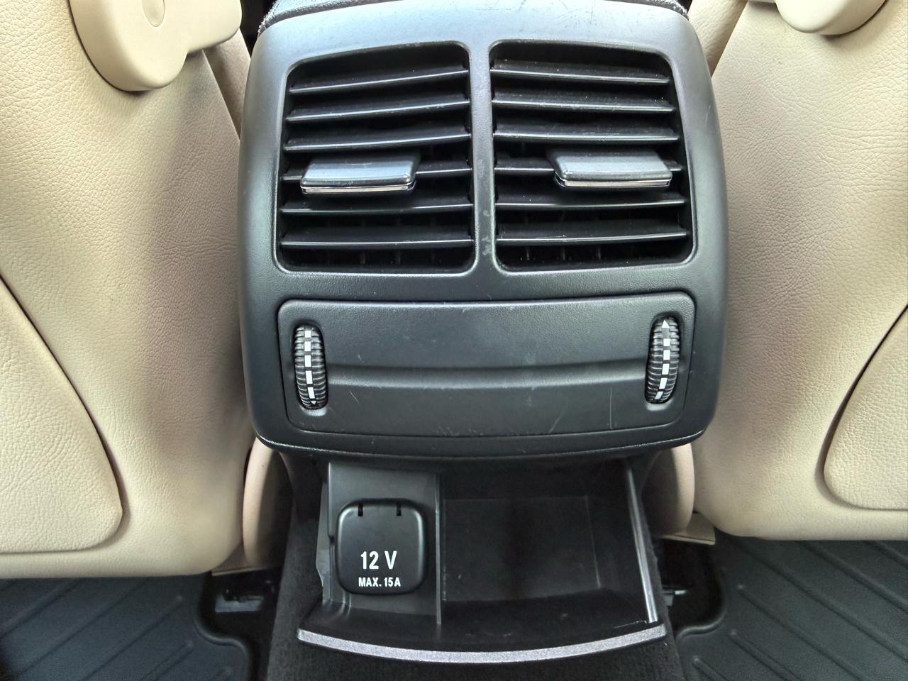 Mercedes-Benz E-Class E350 4MATIC Sedan 2009