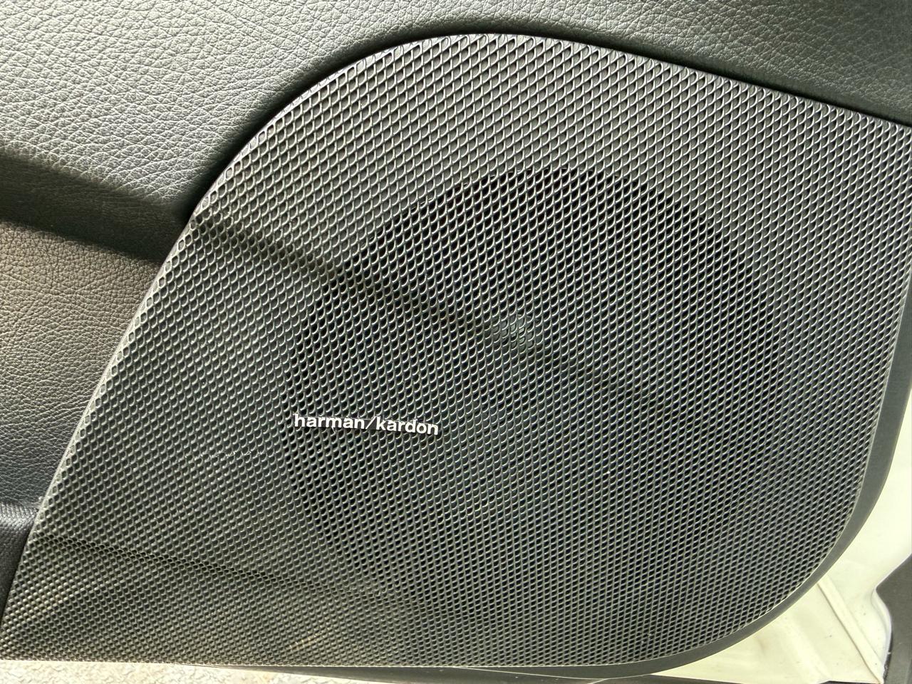 Mercedes-Benz E-Class E350 4MATIC Sedan 2009