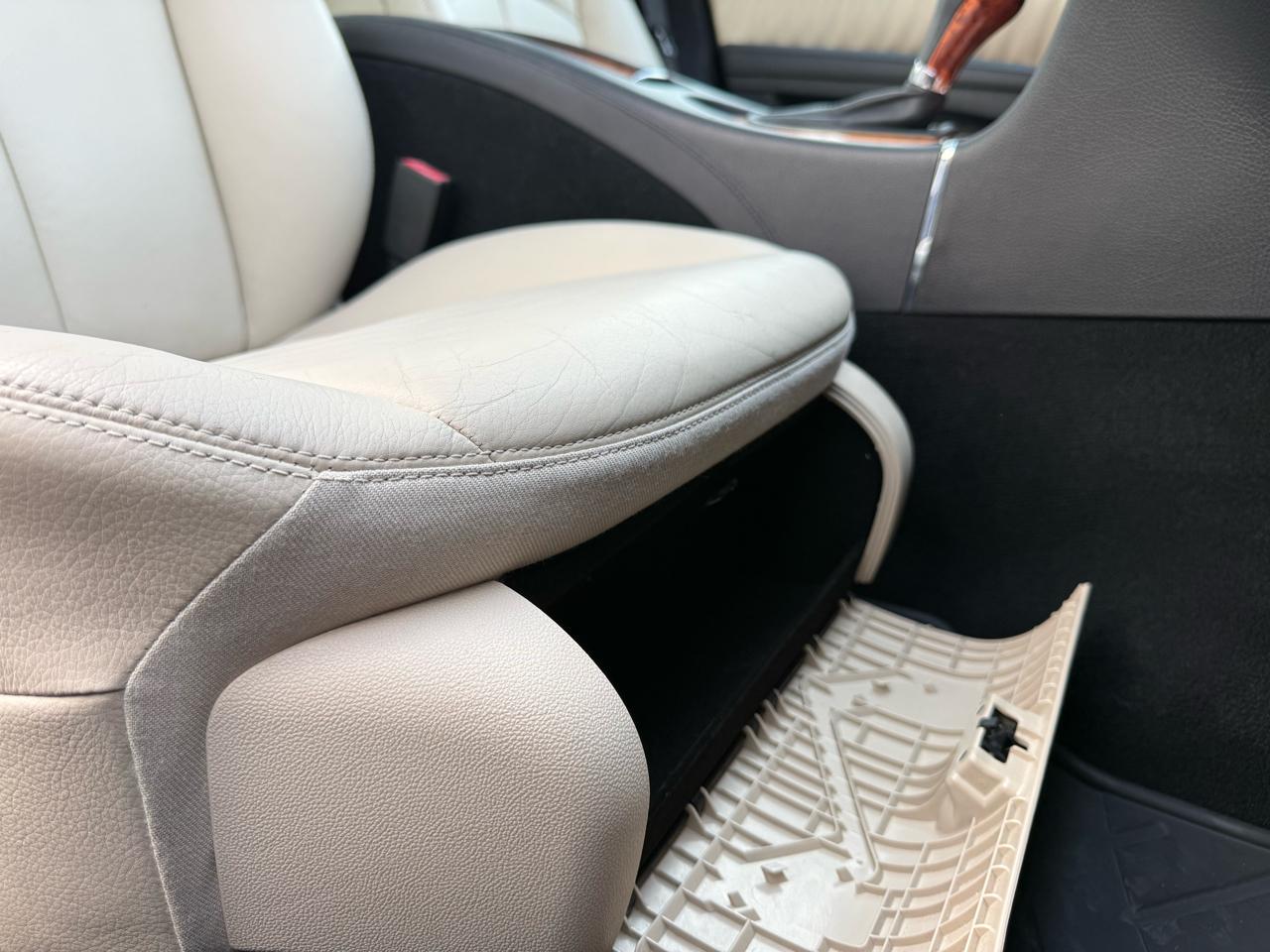 Mercedes-Benz E-Class E350 4MATIC Sedan 2009