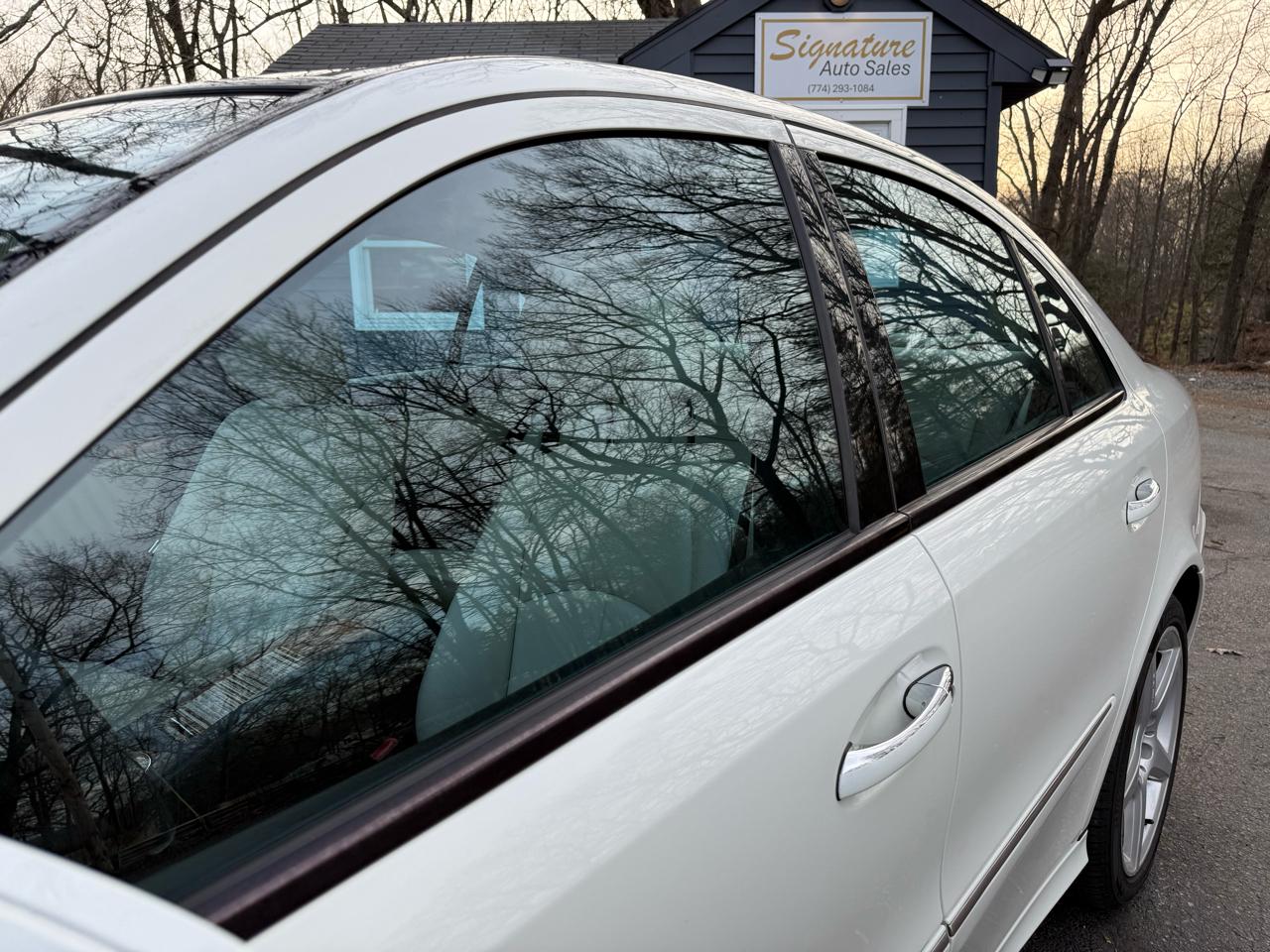 Mercedes-Benz E-Class E350 4MATIC Sedan 2009