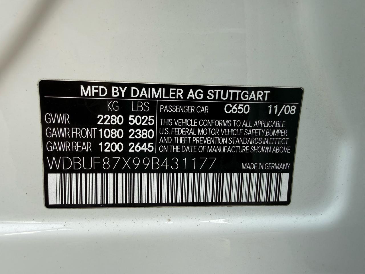 Mercedes-Benz E-Class E350 4MATIC Sedan 2009