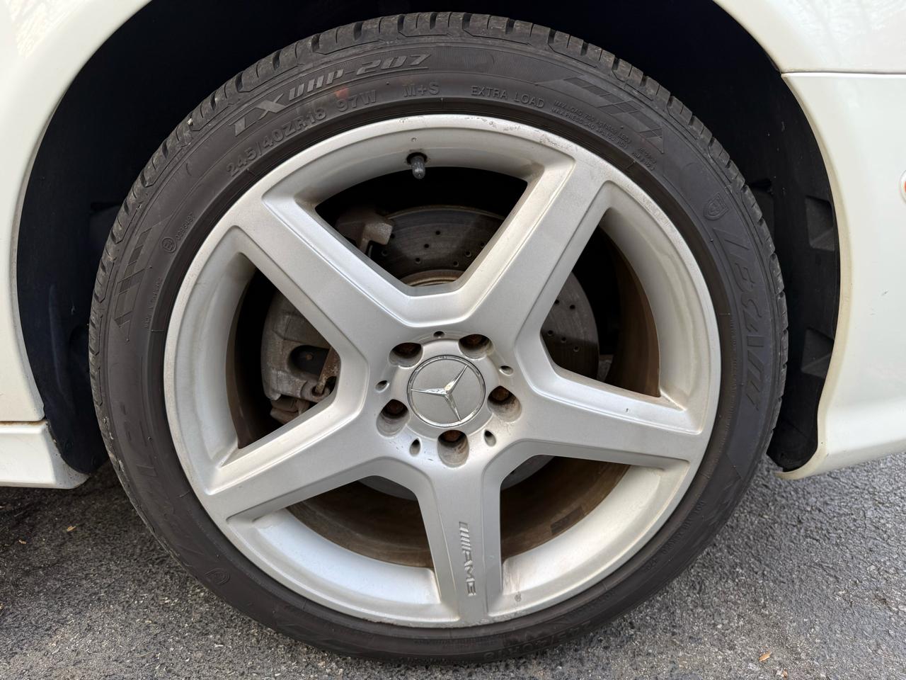 Mercedes-Benz E-Class E350 4MATIC Sedan 2009