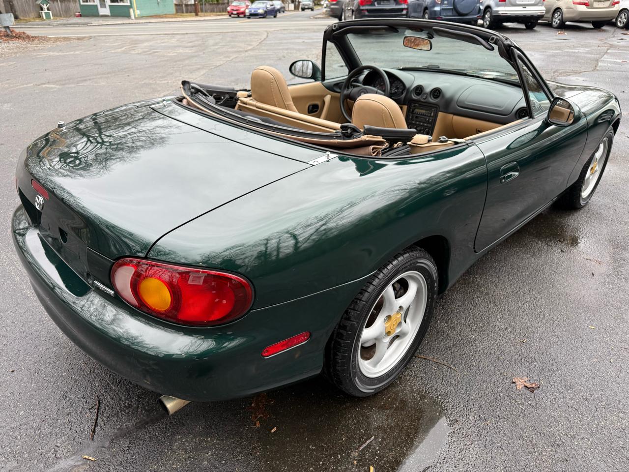 Mazda MX-5 Miata 2D Convertible 1999